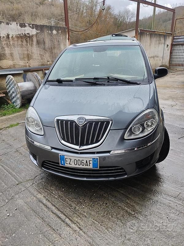 Usata Lancia Musa 77 CV (56 kW) 2015 Monovolume