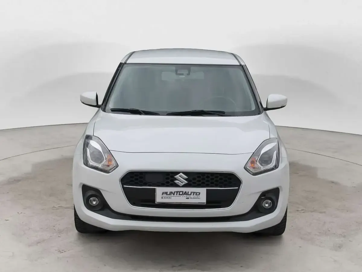 Usata Suzuki Swift 90 CV (66 kW) 2019 Bianco Utilitaria