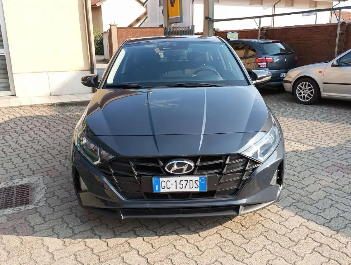 Usata Hyundai i20 83 CV (61 kW) 2021 Blu/azzurro Utilitaria