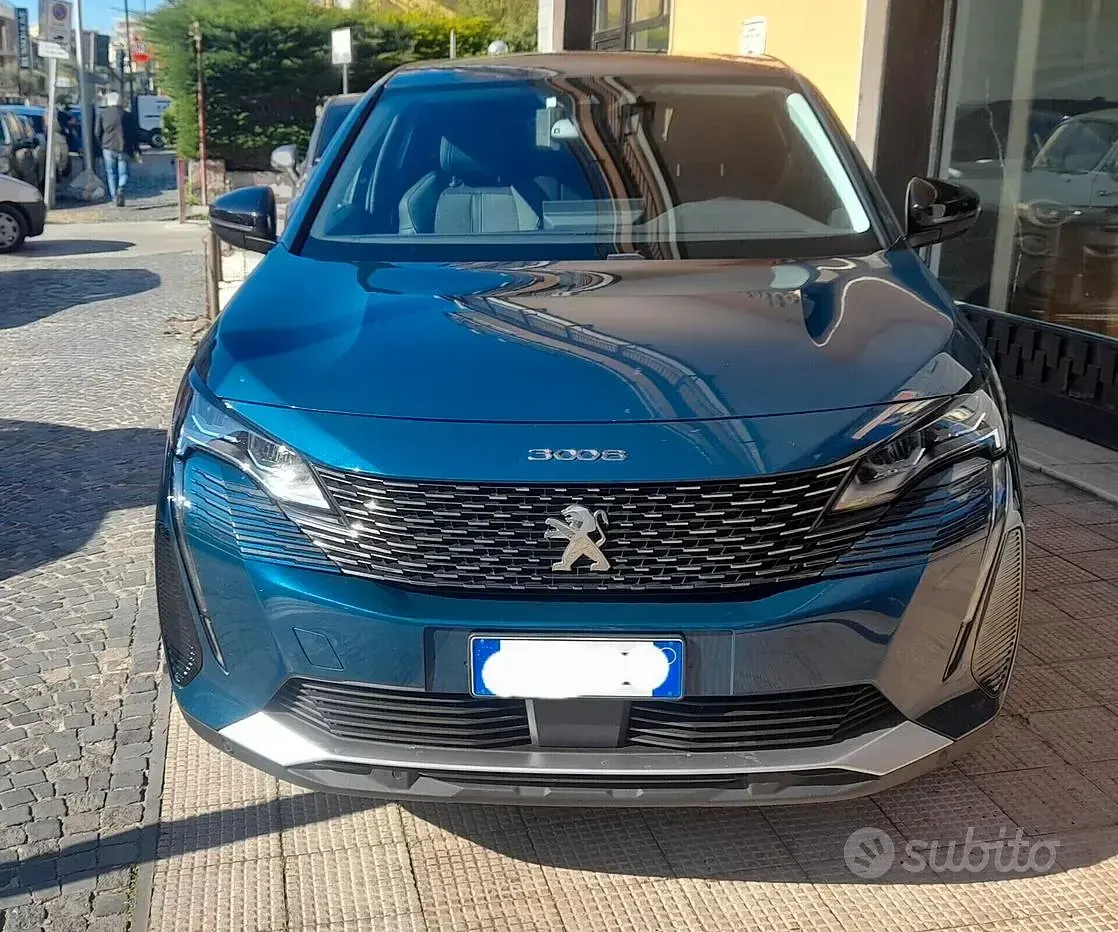 Usata Peugeot 3008 Allure 131 CV (96 kW) 2022 Bluazzurro SUV