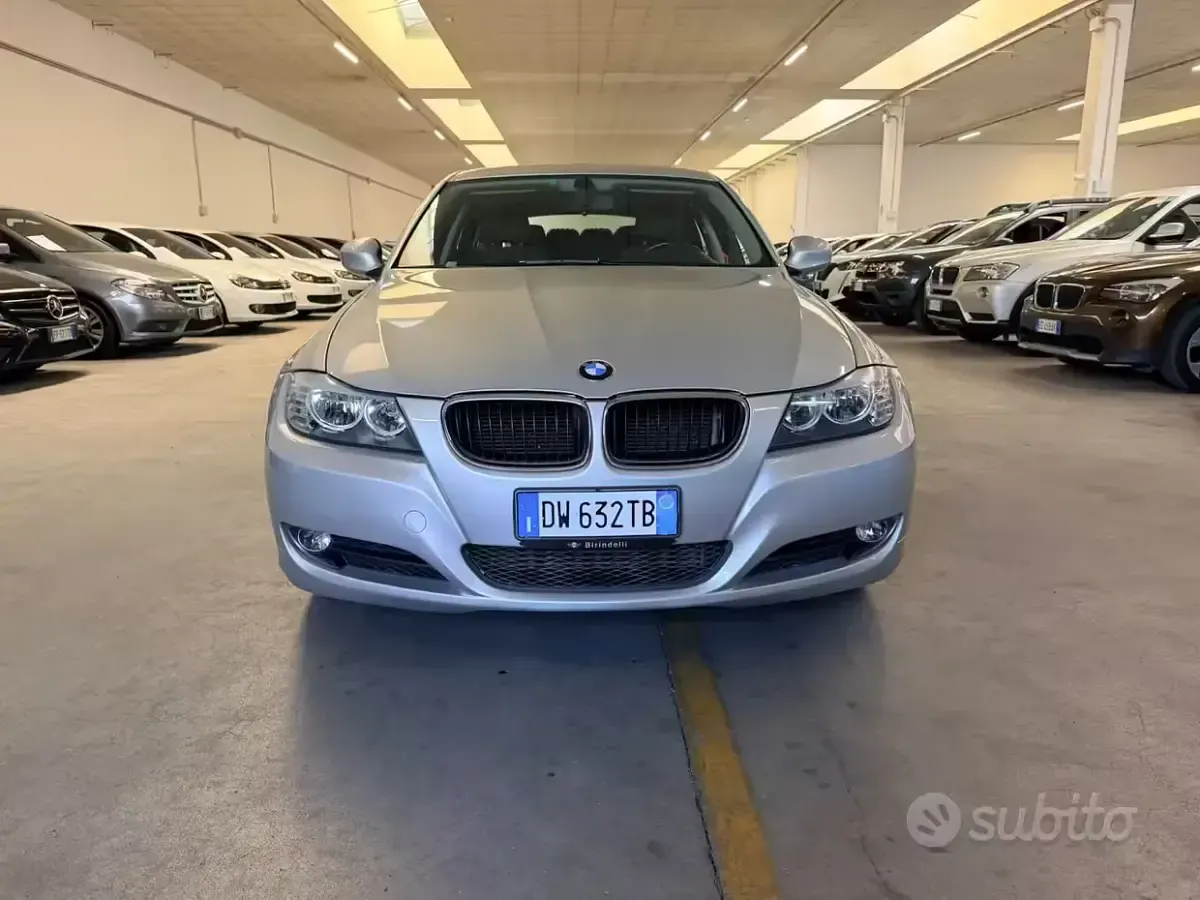 Usata BMW 318 Efficient Dynamics 143 CV (105 kW) 2009 Grigio Station wagon