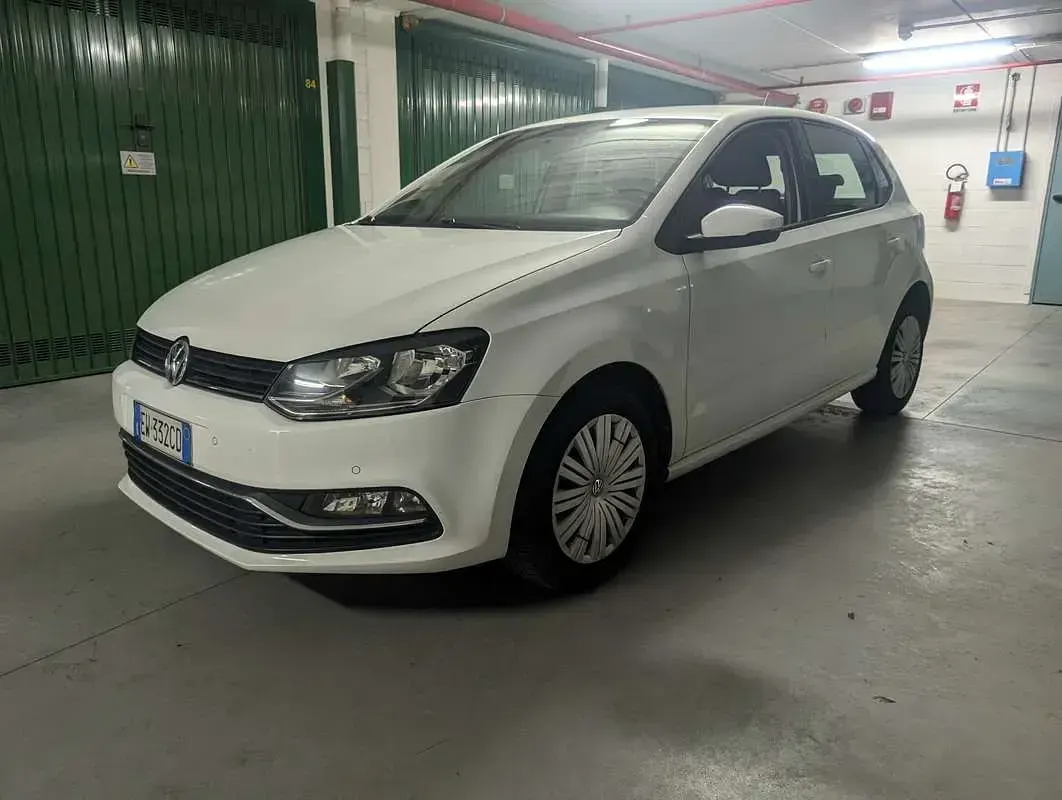Usata VW Polo Comfortline 90 CV (66 kW) 2014 Bianco Berlina