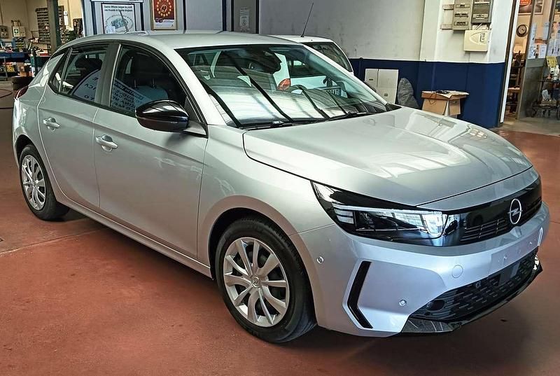 Usata Opel Corsa S 75 CV (55 kW) 2024 Grigio chiaro metallizzato Berlina