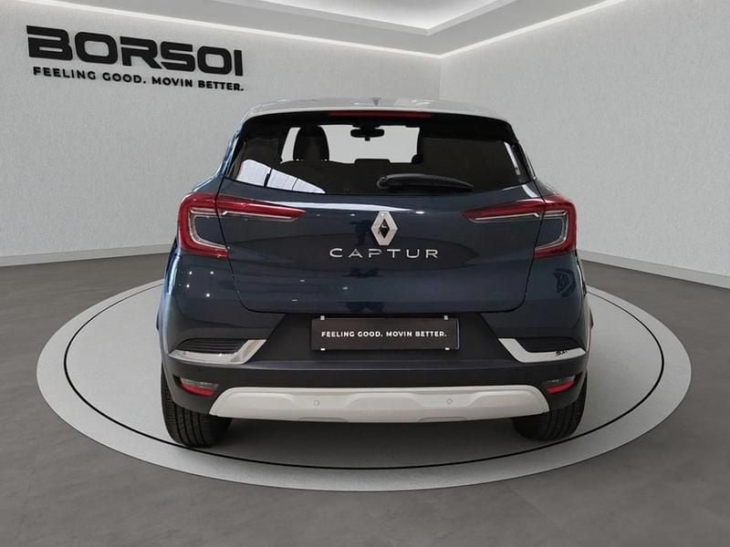 Usata Renault Captur Techno 101 CV (74 kW) 2023 Bic. blu marine/tetto grigio SUV