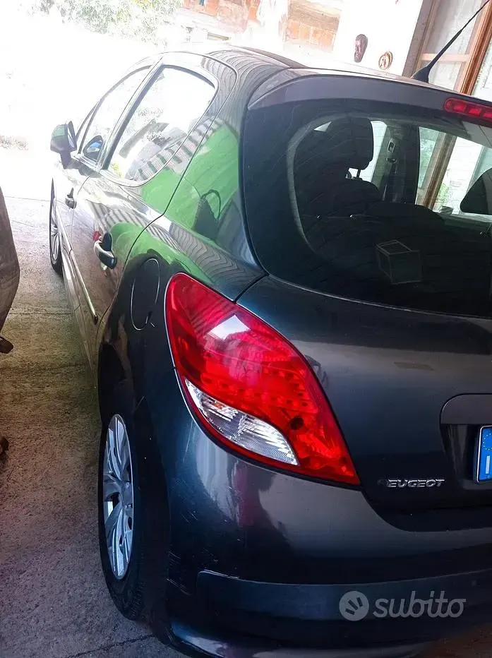 Usata Peugeot 207 88 CV (64 kW) 2016 Berlina