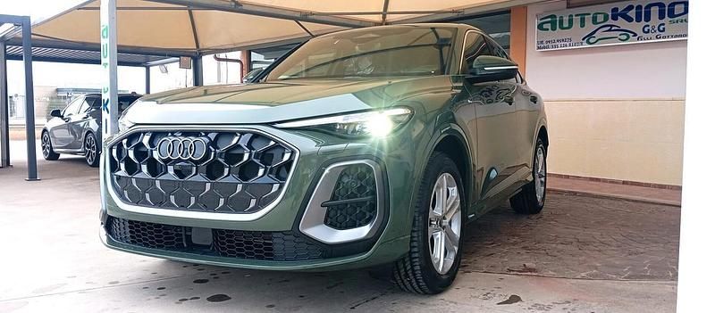 Nuova Audi Q5 Ambiente 203 CV (149 kW) 2025 Verde SUV