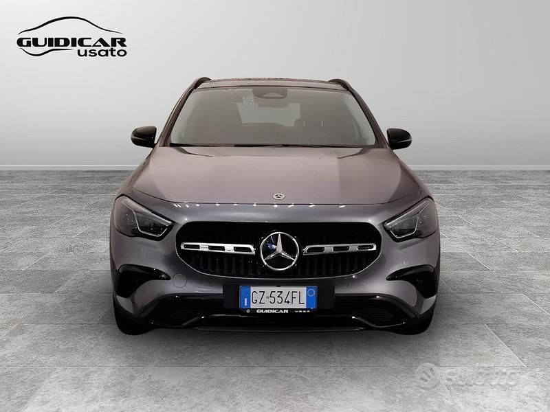 Nuova Mercedes GLA200 Advanced 150 CV (110 kW) 2025 Grigio SUV