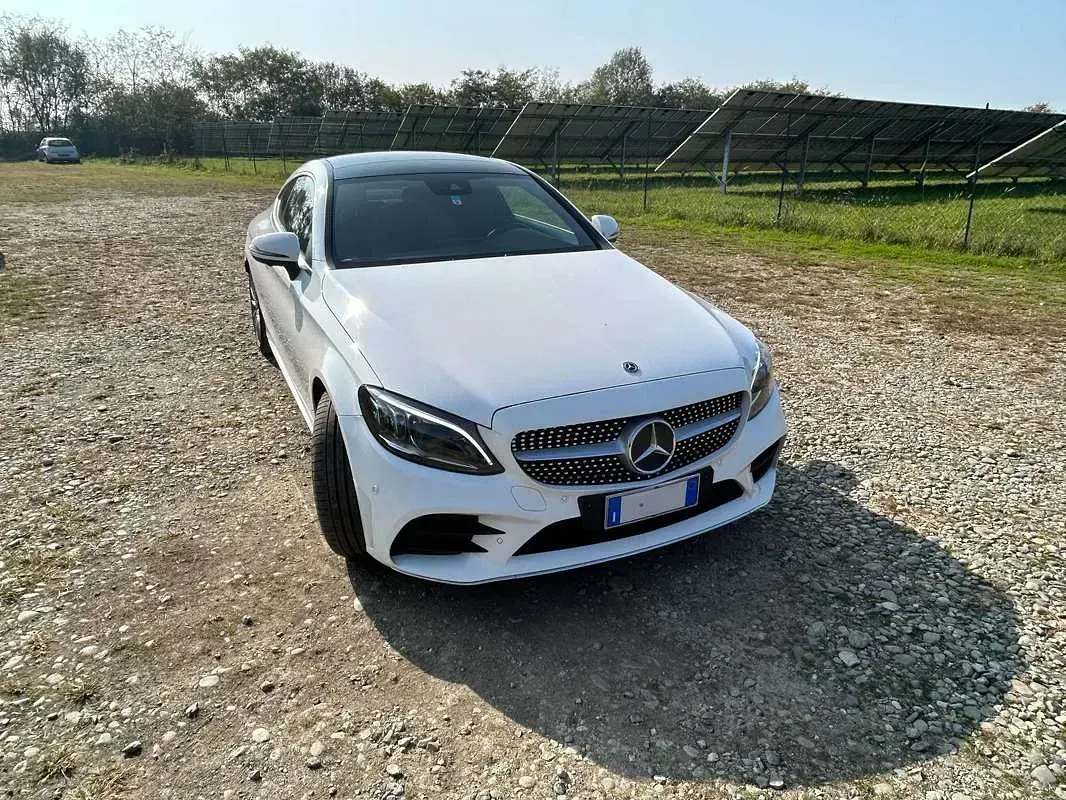 Usata Mercedes C300 Premium Plus 245 CV (180 kW) 2020 Bianco Coupé