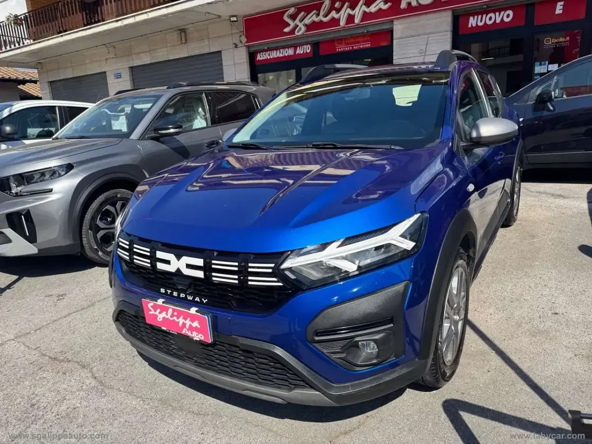 Usata Dacia Sandero Expression 101 CV (74 kW) 2023 Blu/azzurro Berlina