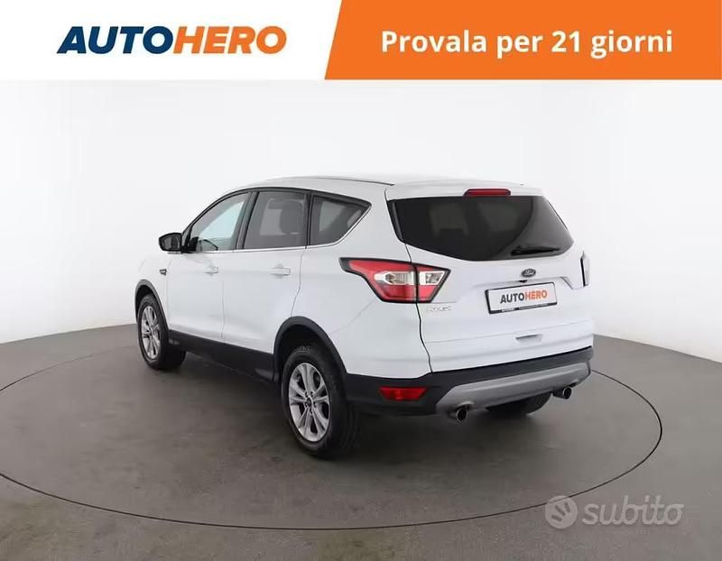 Usata Ford Kuga Titanium 120 CV (88 kW) 2017 Bianco SUV