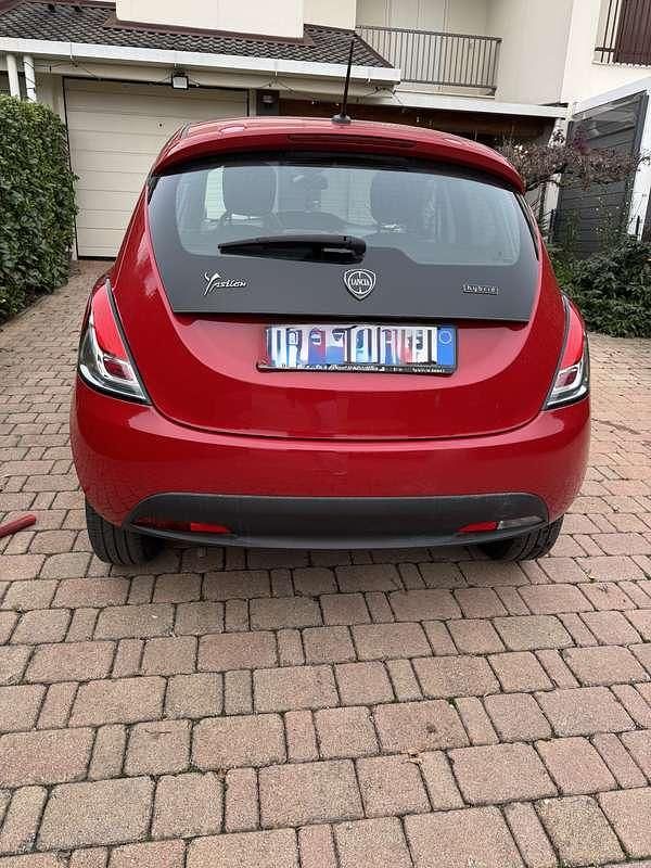 Usata Lancia Ypsilon Gold 69 CV (50 kW) 2023 Utilitaria