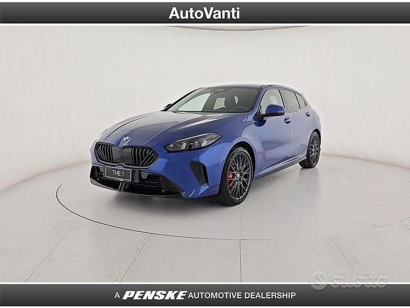 Nuova BMW 120 M Sport 2025 Blu Utilitaria