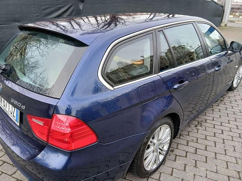 Usata BMW 320 184 CV (135 kW) 2012 Blu/azzurro Station wagon