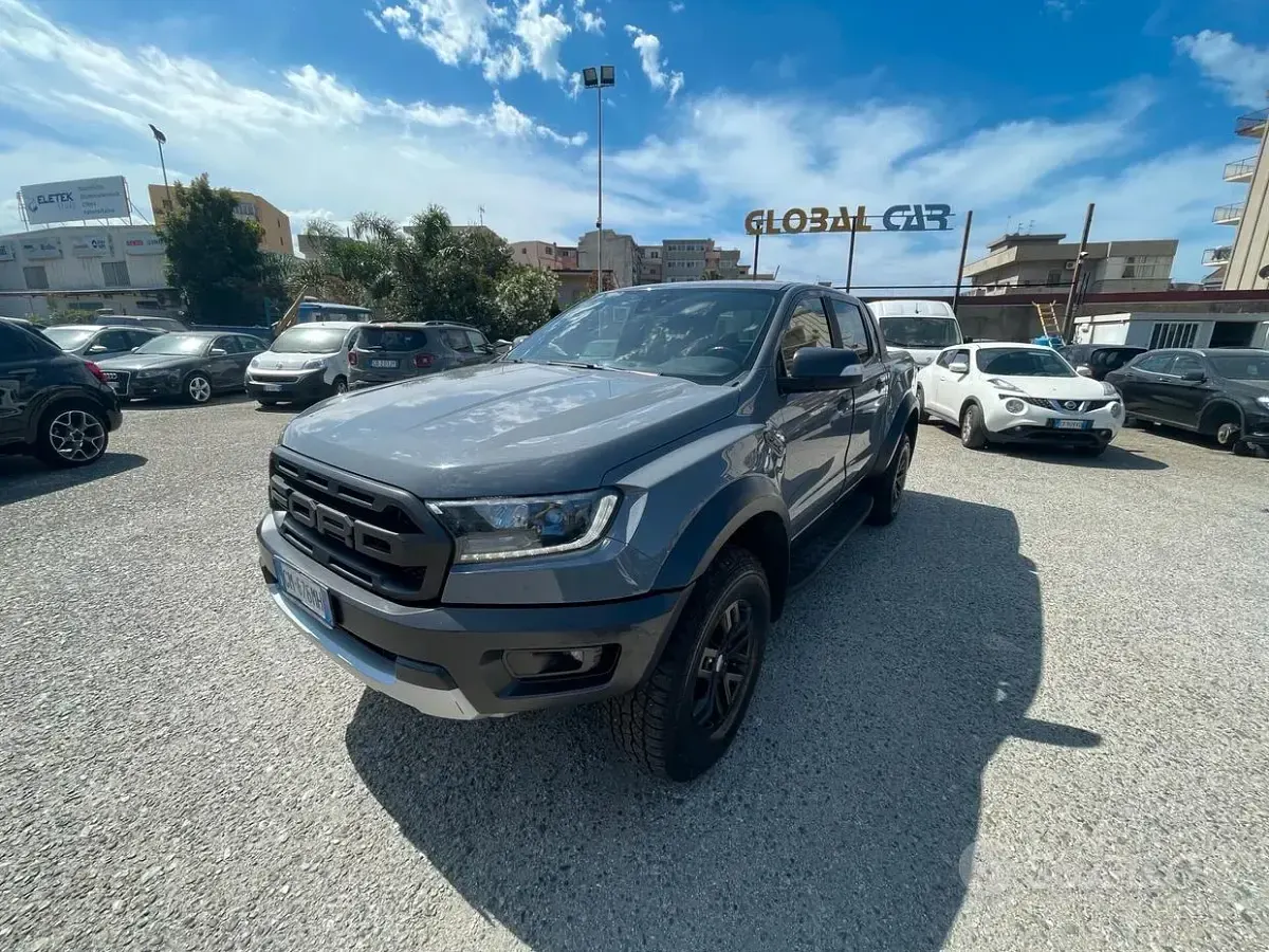 Usata Ford Ranger Raptor 213 CV (156 kW) 2023 Grigio Pick-up