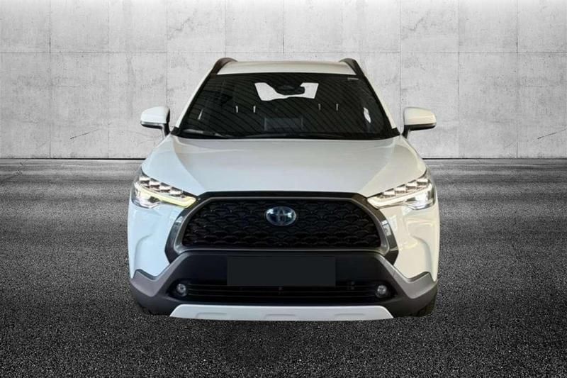 Usata Toyota Corolla Cross Trend 199 CV (146 kW) 2023 Bianco SUV