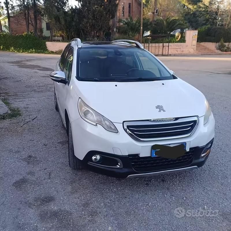Usata Peugeot 2008 82 CV (60 kW) 2013 Bianco SUV