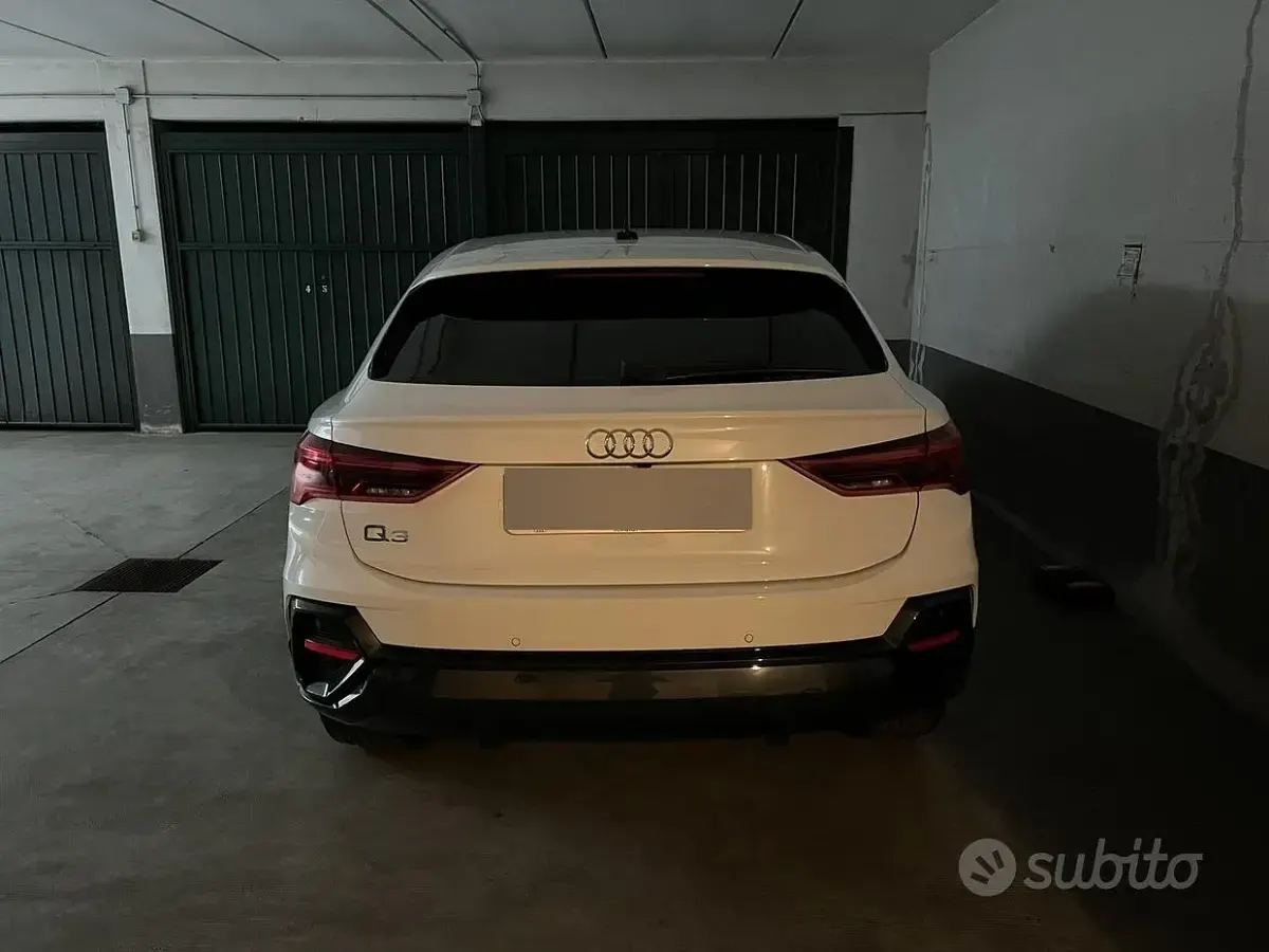 Usata Audi Q3 Sportback Business Plus 150 CV (110 kW) 2023 Bianco SUV
