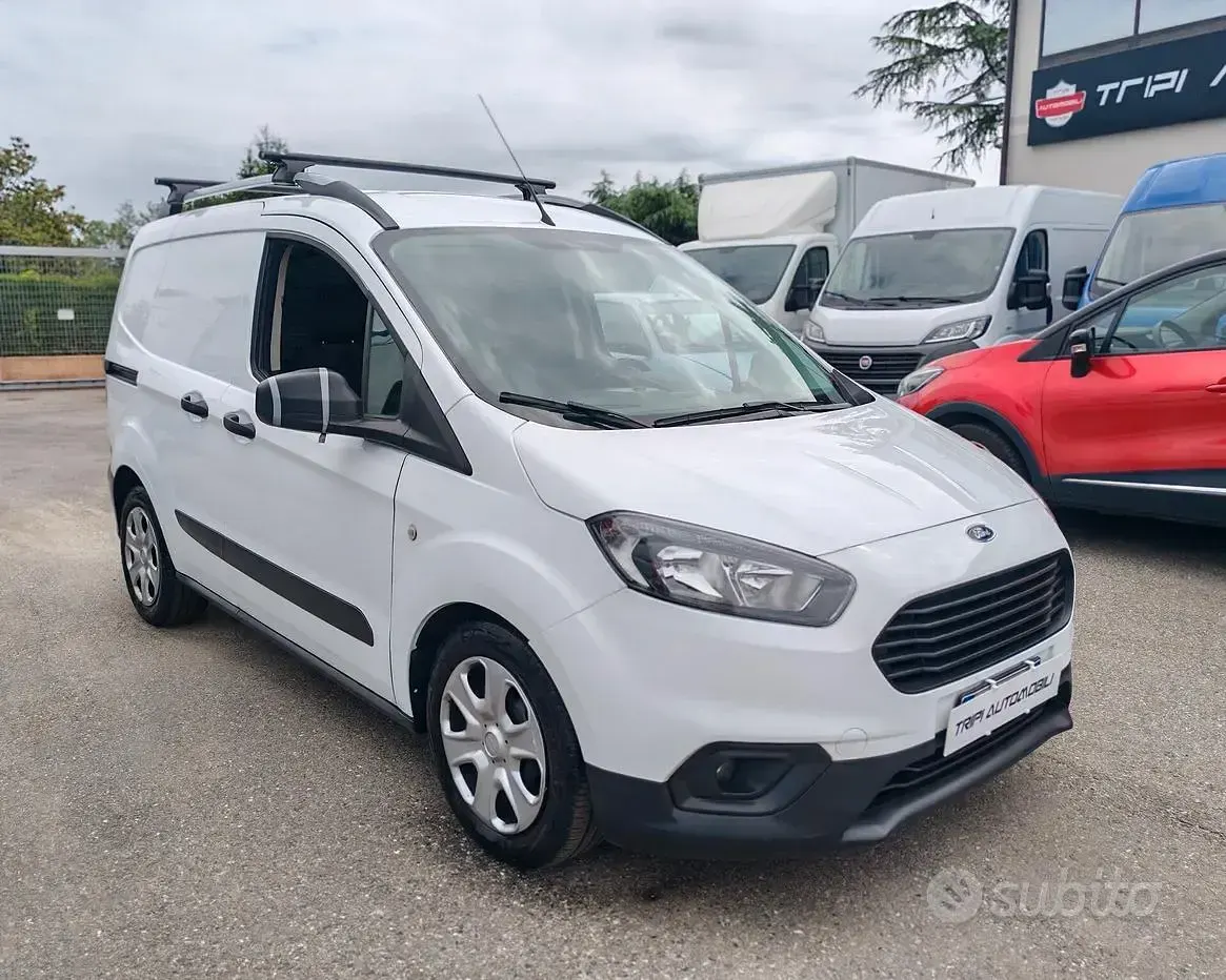 Usata Ford Transit Courier 101 CV (74 kW) 2022 Bianco Furgone