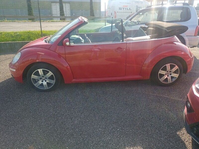 N.d. Usata 2007 VW Beetle Cabrio | 8500 € (Molto cara) - Immagine 1/4