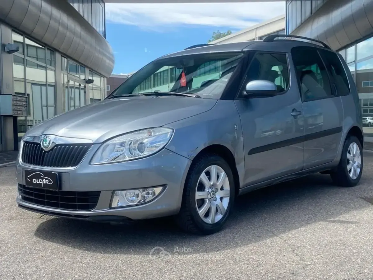 Usata Skoda Roomster Style 86 CV (63 kW) 2011 Grigio Monovolume