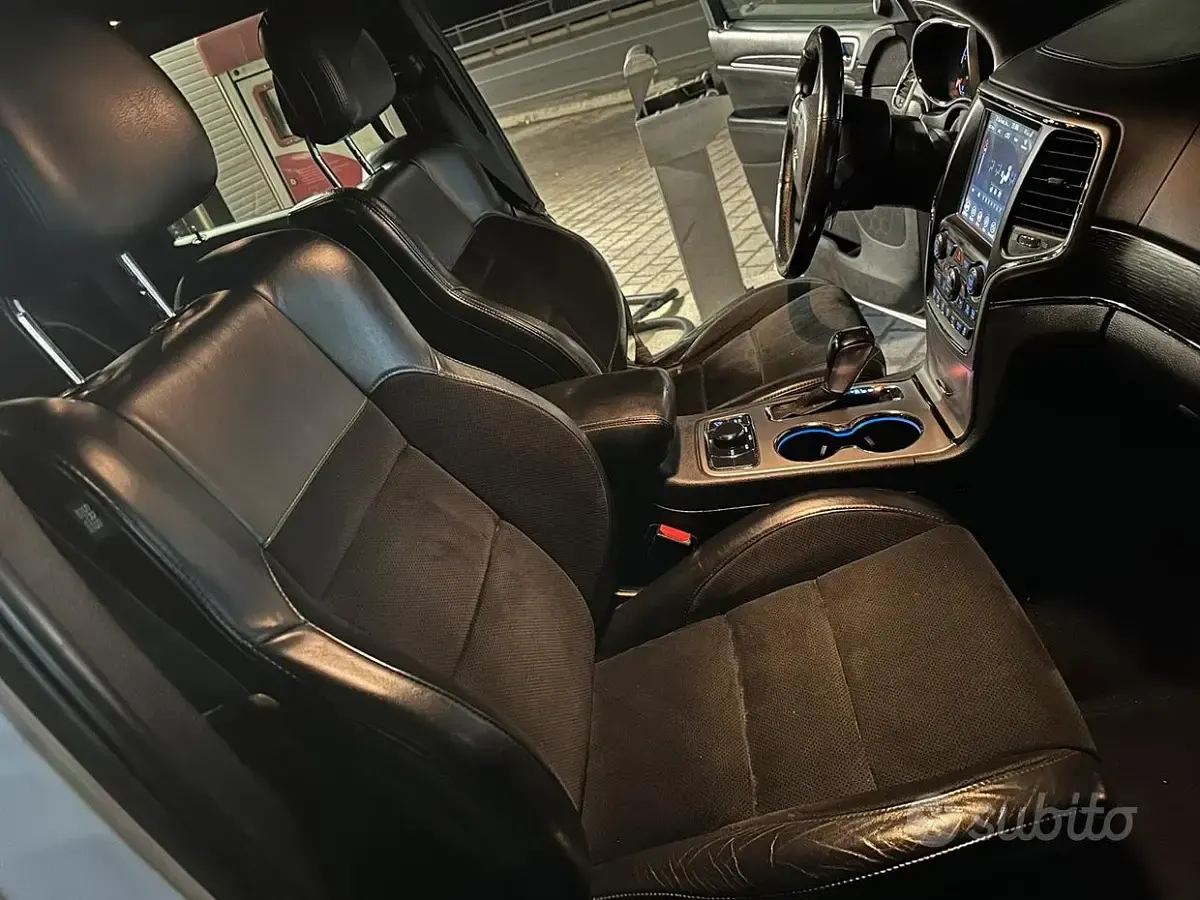 Usata Jeep Grand Cherokee 250 CV (183 kW) 2018 Bianco SUV