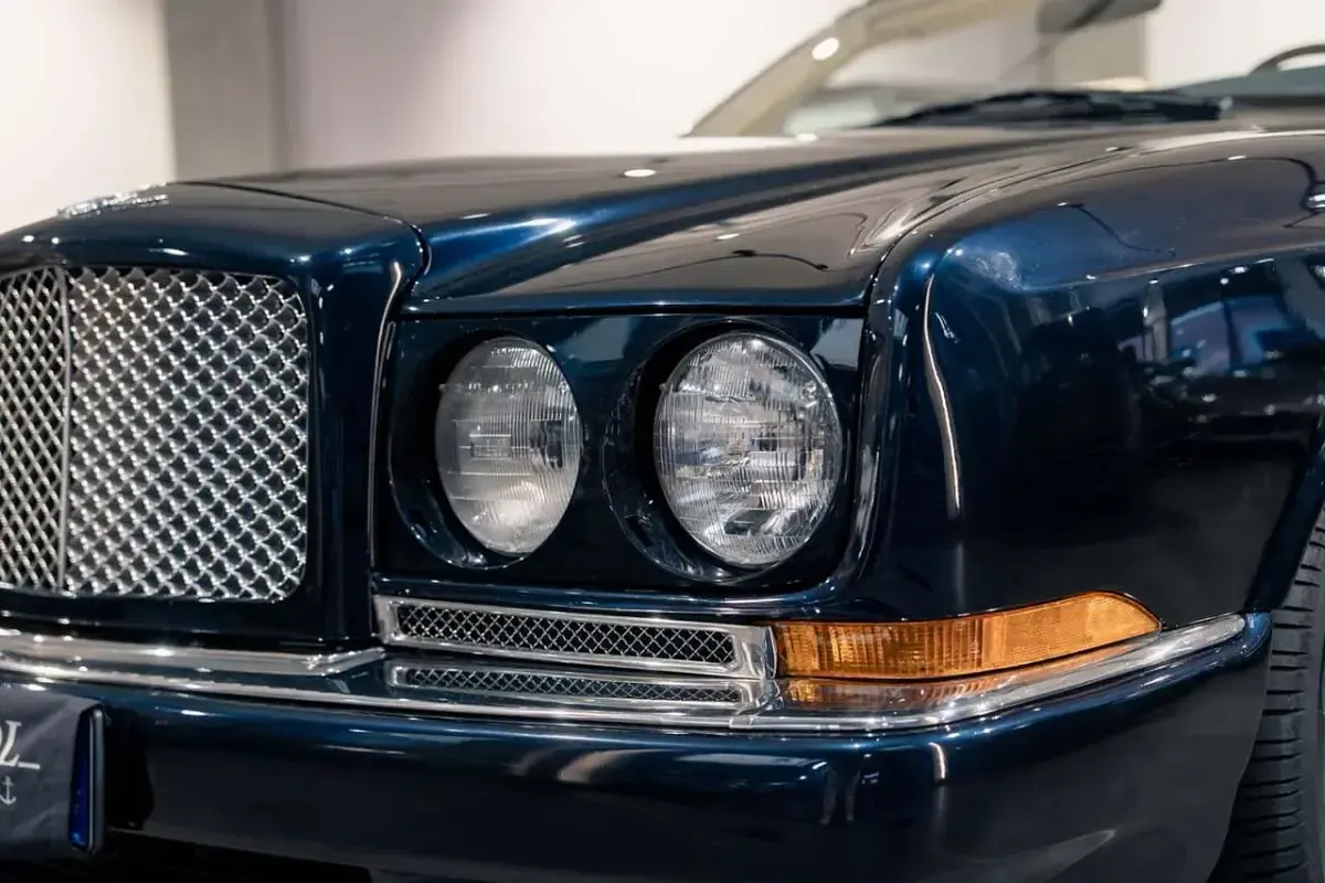 Usata Bentley Azure 407 CV (299 kW) 2000 Blu Cabrio
