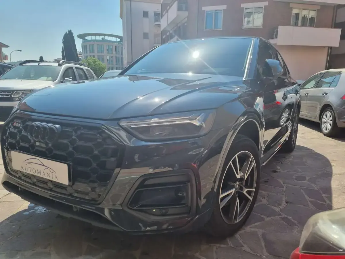 Usata Audi Q5 Sportback S-Line 204 CV (150 kW) 2023 Nero SUV