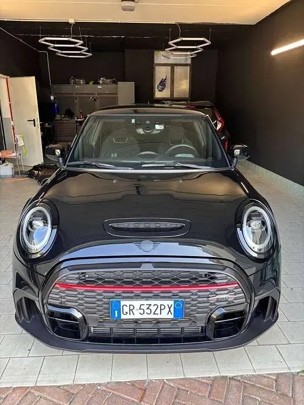 Usata Mini John Cooper Works 231 CV (169 kW) 2024 Nero Utilitaria