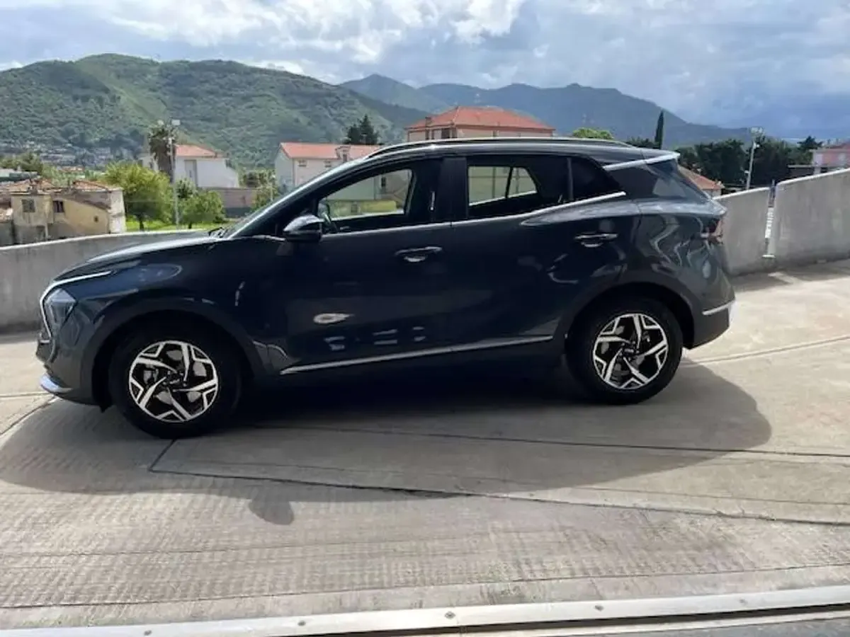 Usata Kia Sportage 147 CV (108 kW) 2025 Dark pental metal SUV