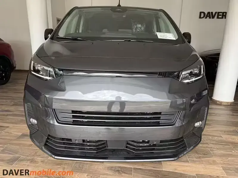 Nuova Fiat E-Ulysse 131 kW (179 CV) 2026 Grigio Monovolume