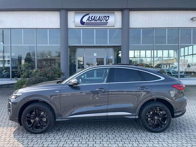 Nuova Audi Q5 Sportback S-Line 204 CV (150 kW) 2026 Grigio daytona SUV
