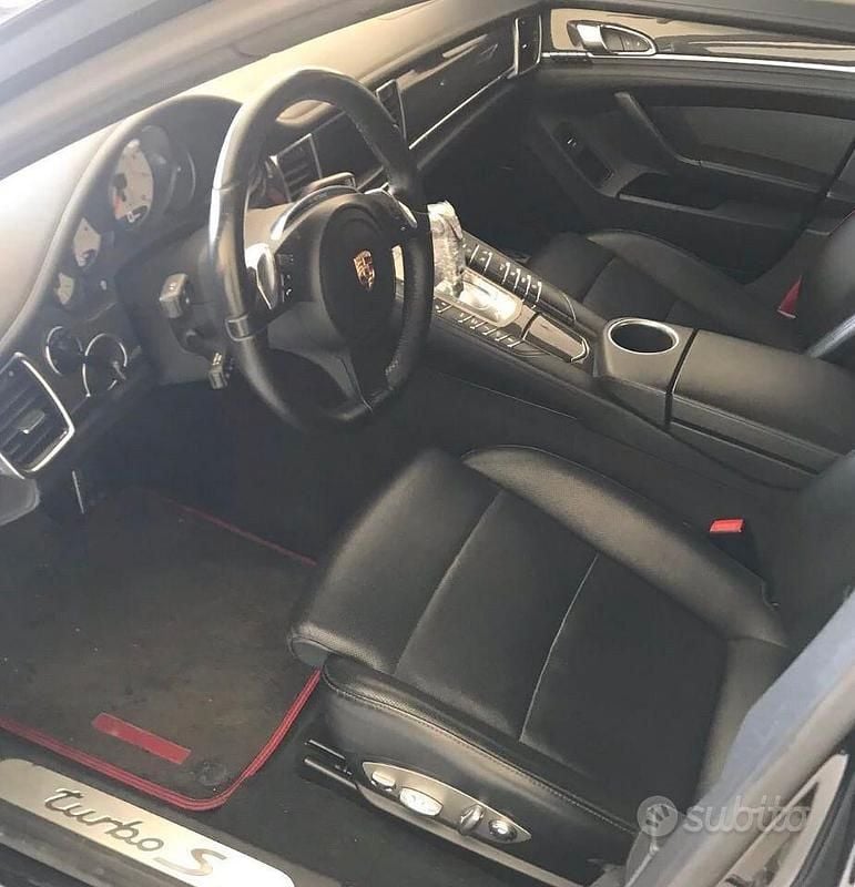 Usata Porsche Panamera Turbo S 570 CV (419 kW) 2013 Nero Utilitaria