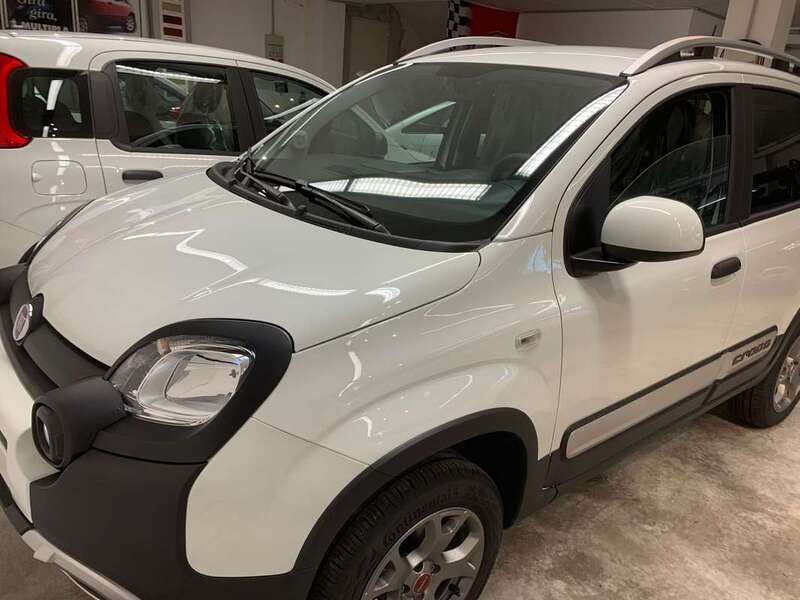 Venduto Fiat Panda Cross 0.9 t.air t.. - auto usate in vendita