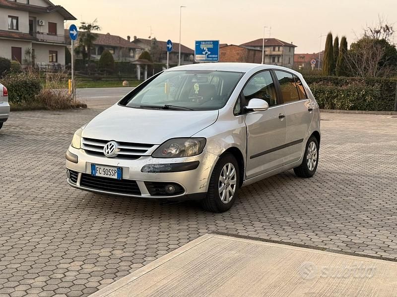 Usata VW Golf Plus Cross 2005 Grigio Monovolume