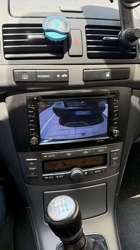 Usata Toyota Avensis 150 CV (110 kW) 2008 Marrone Station wagon