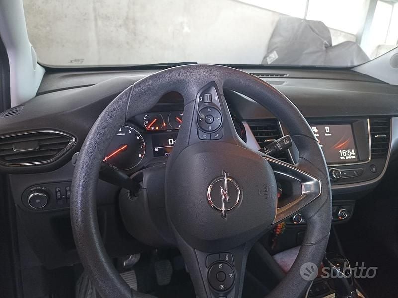 Usata Opel Crossland 2018 Grigio SUV