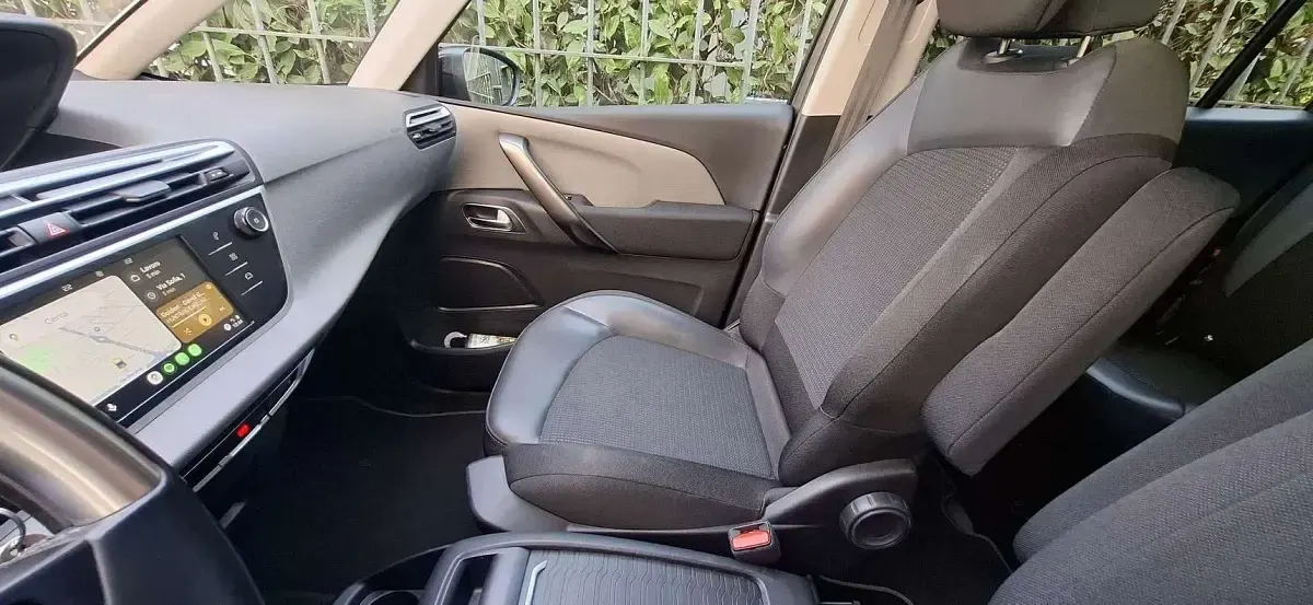 Usata Citroën C4 SpaceTourer 131 CV (96 kW) 2021 Marrone Monovolume