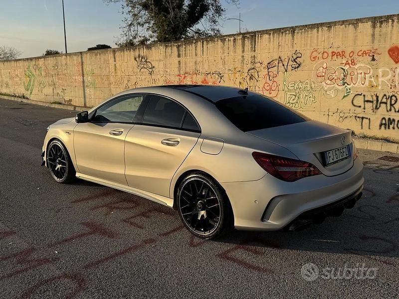 Usata Mercedes CLA250 218 CV (160 kW) 2017 Grigio Berlina