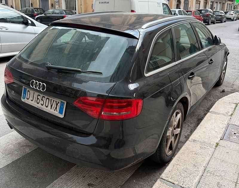 Usata Audi A4 143 CV (105 kW) 2009 Nero Station wagon