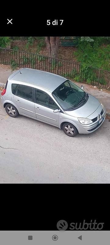 Usata Renault Scénic II 100 CV (73 kW) 2008 Grigio Monovolume