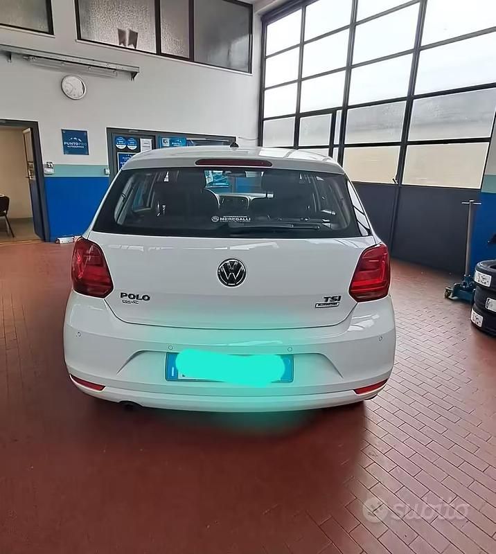 Usata VW Polo 90 CV (66 kW) 2015 Bianco Berlina