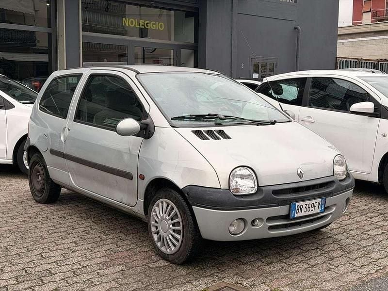 Usata Renault Twingo Expression 58 CV (42 kW) 2001 Argento Utilitaria
