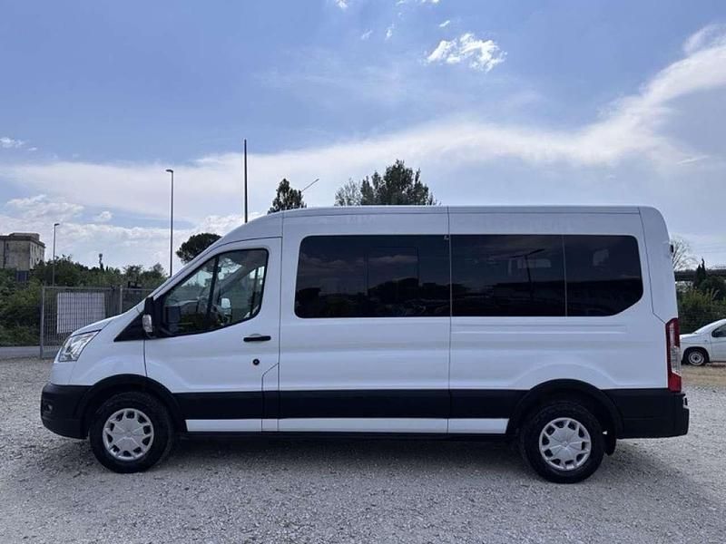 Usata Ford Transit 131 CV (96 kW) 2021 Bianco pastello Berlina