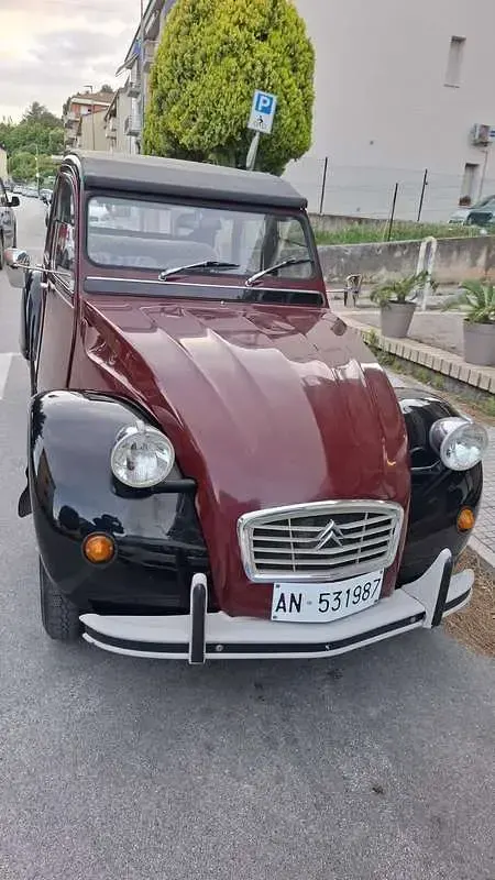 Usata Citroën 2CV Charleston 29 CV (21 kW) 1982 Rosso Berlina