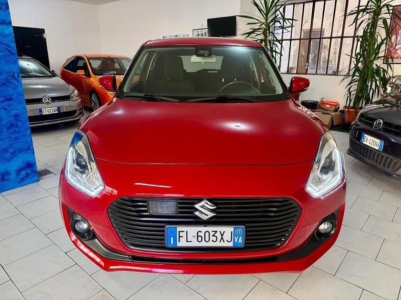 Usata Suzuki Swift 90 CV (66 kW) 2017 Rosso Berlina