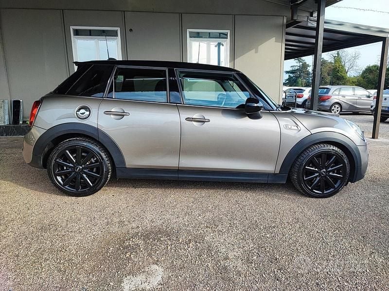 Usata Mini Cooper SD Hype 169 CV (124 kW) 2019 Grigio Utilitaria
