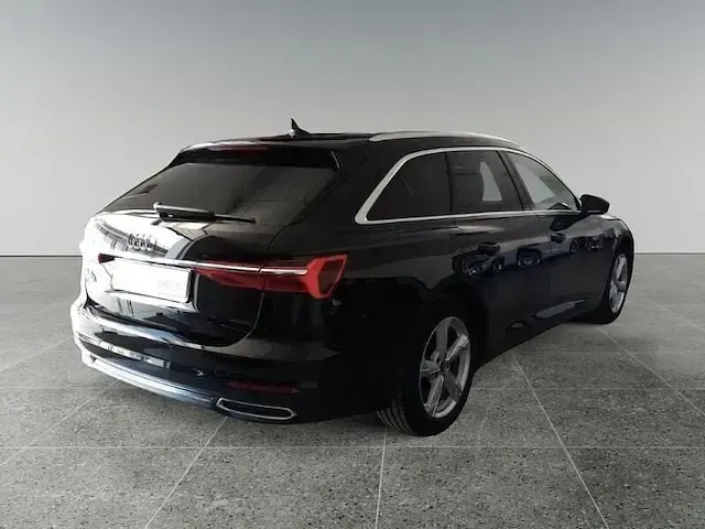 Usata Audi A6 Business 163 CV (119 kW) 2022 Nero Station wagon