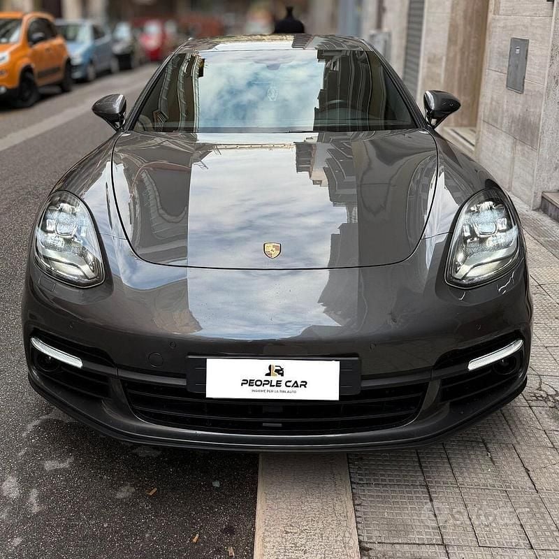 Usata Porsche Panamera 422 CV (310 kW) 2017 Grigio Berlina