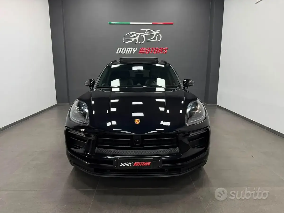 Usata Porsche Macan Chrono 265 CV (194 kW) 2023 Nero metallizato SUV