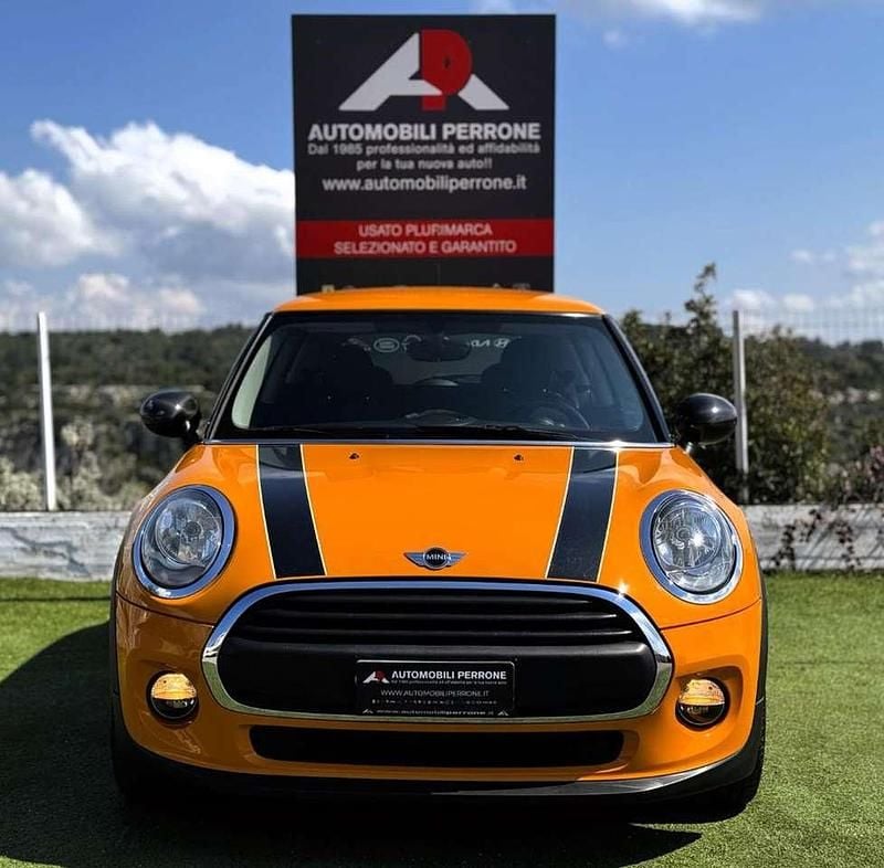Usata Mini One D 95 CV (69 kW) 2016 Volcanic orange Utilitaria